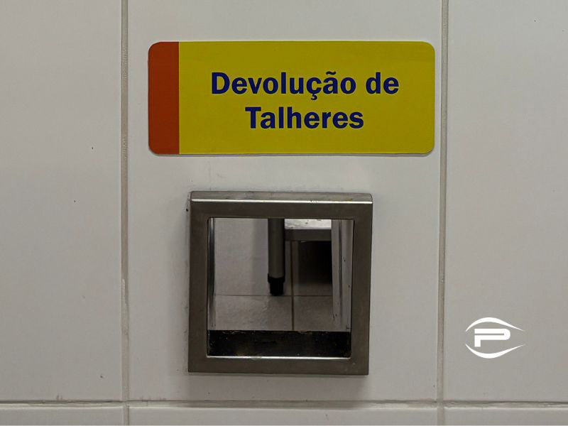 Passa Talheres Inox